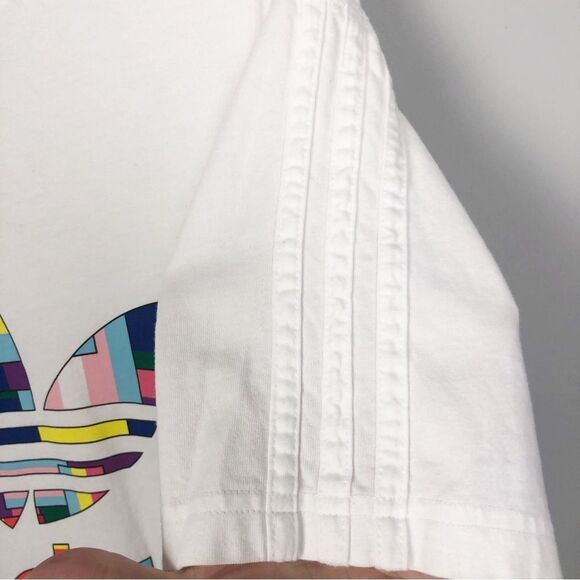 ADIDAS | Unisex Flag Fill Multicolor Trefoil White Crewneck Logo Tee Size Medium - Picture 7 of 11